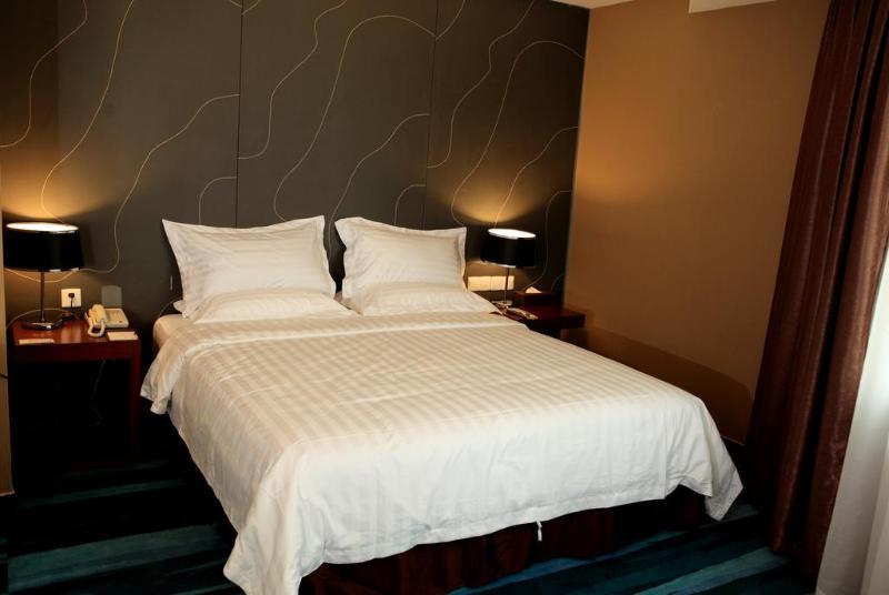 Metropolo Shijiazhuang Yuhua Hotell Exteriör bild