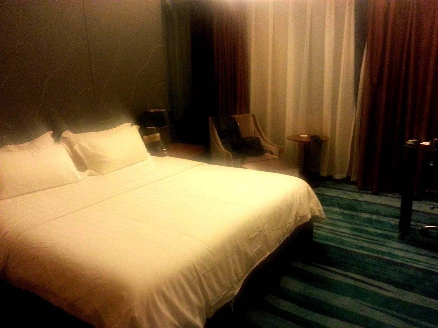 Metropolo Shijiazhuang Yuhua Hotell Exteriör bild